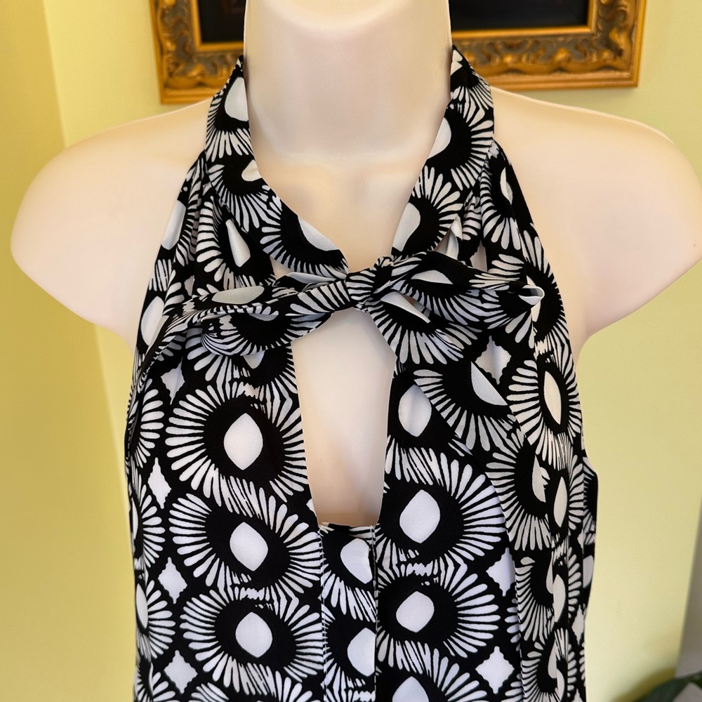 Kaari Blue Abstract Black & White Fan Tie Neck Everyday Essentials Dress NWT~ XS - Picture 5 of 12